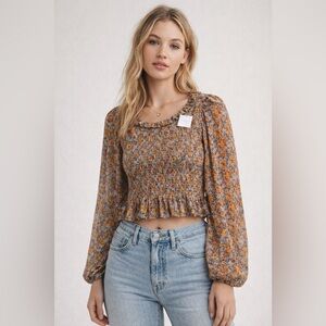 American Eagle L Floral Smocked Top